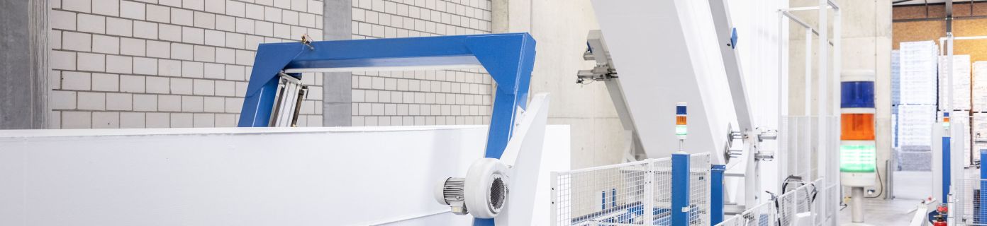 EPS Block auf Maschine EPS Produktion Steinhausen