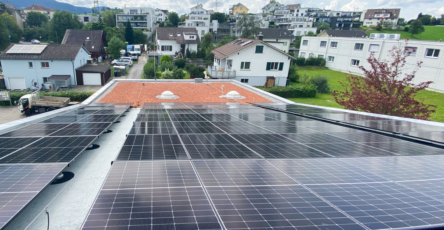 BefTec Montage auf dem Dach einer Kirche in Samstagern BefTec Montage