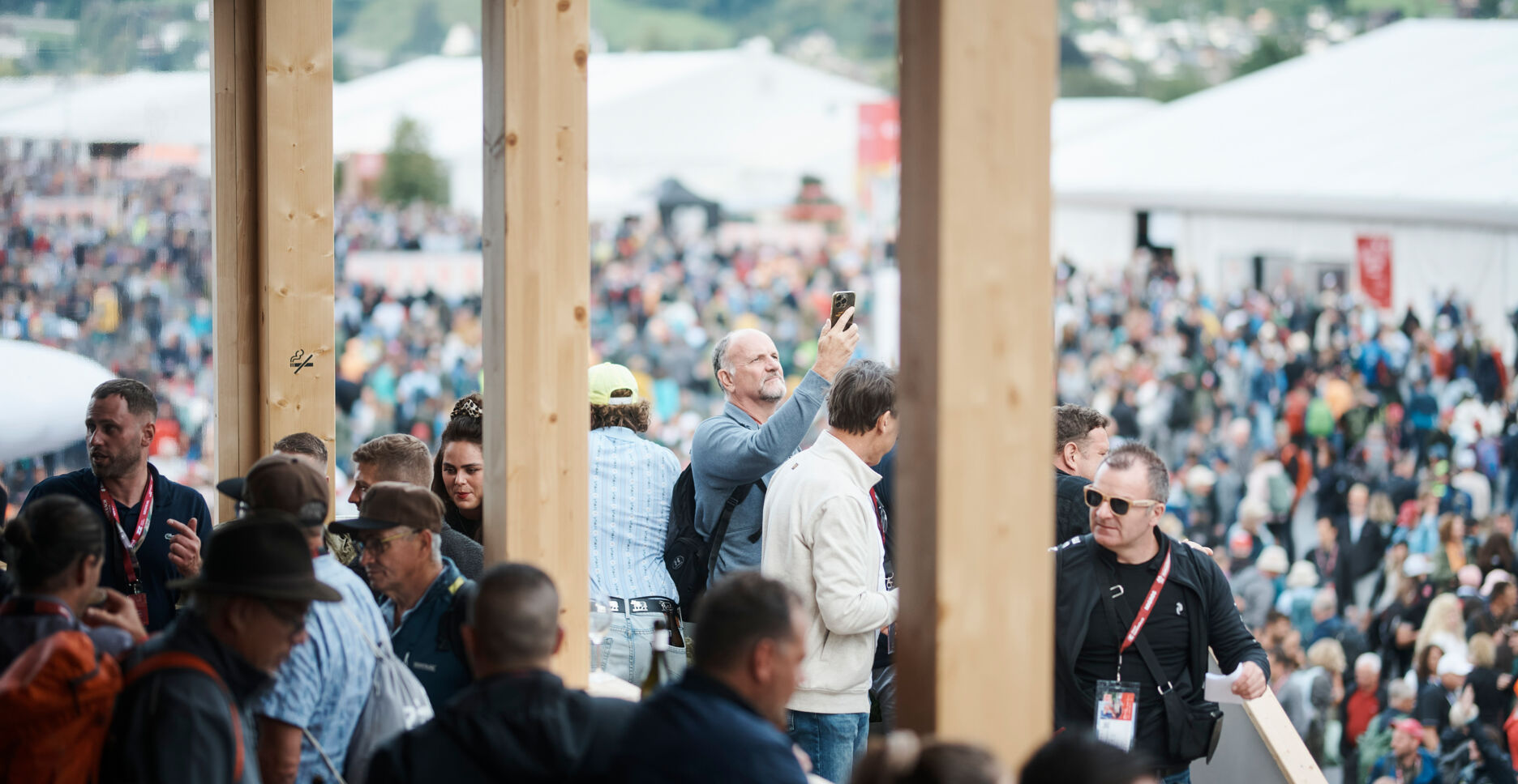 Peak-Zeit auf dem Festgelände. Peak-Zeit auf dem Festgelände.