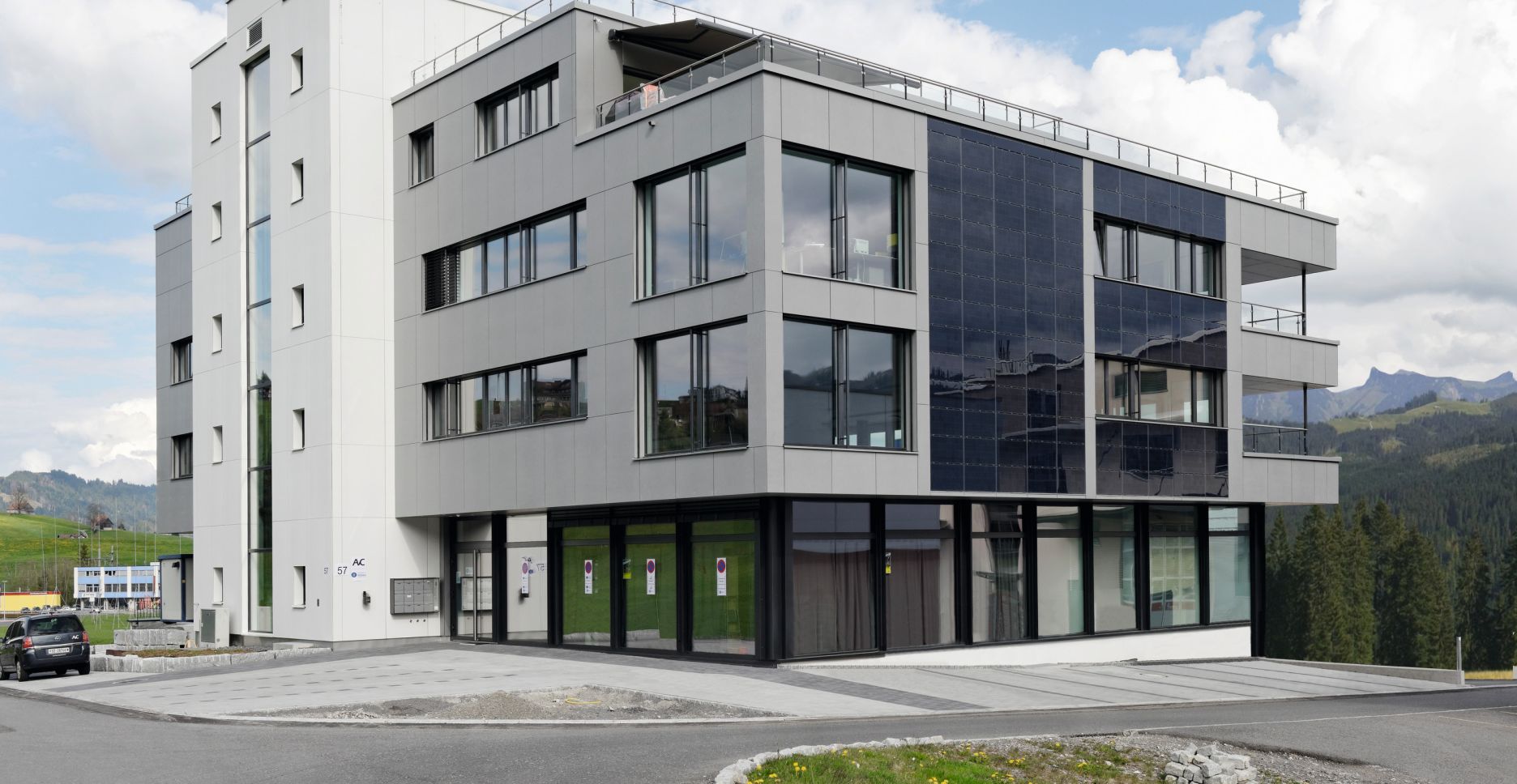 Edificio residenziale e commerciale