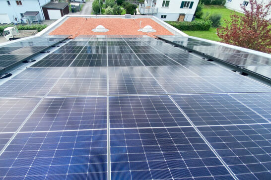 BefTec Montage auf dem Dach einer Kirche in Samstagern BefTec Montage