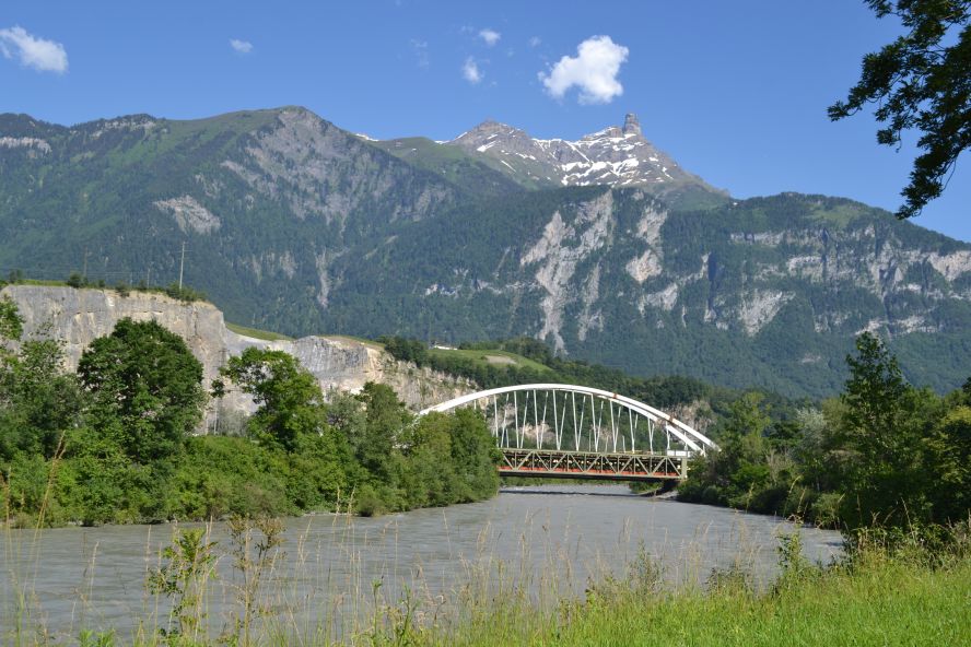 Brücke über die Rhône