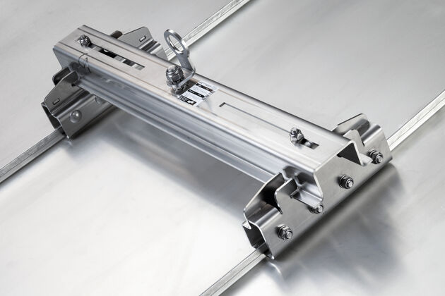 SAFSYS tetto a falde punto di ancoraggio STFA Easy SAFSYS tetto a falde punto di ancoraggio STFA Easy