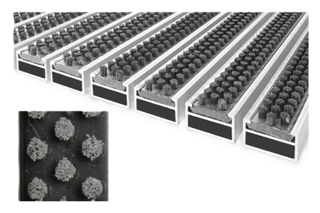 Sauberlaufmatte CB Matte mit Bürsteneinsatz